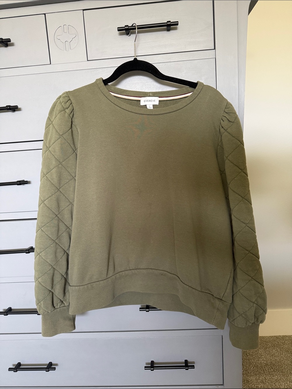 Evereve Olive Quilted Sleeve Crewneck Sweater